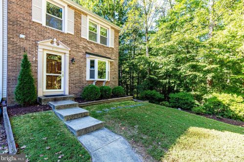 8191 Willowdale Ct, Springfield, VA 22153-3623