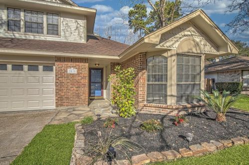 2815 Parkwood Manor Dr, Humble, TX 77339-1266
