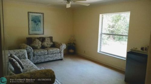 6910 Royal Palm Beach Blvd, West Palm Beach FL  33412-1860 exterior