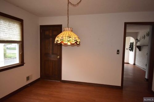 277 Baldwin Ave, N Milford NJ  07646-1903 exterior