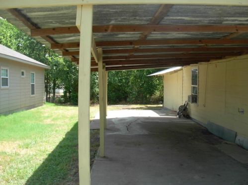 3419 Pickett St, Greenville TX  75401-4026 exterior