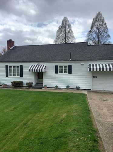 112 Locust Ln, Noblestown, PA 15071-1810