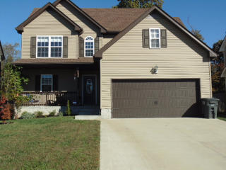 677 Sly Fox Dr, Clarksville, TN 37040-6235