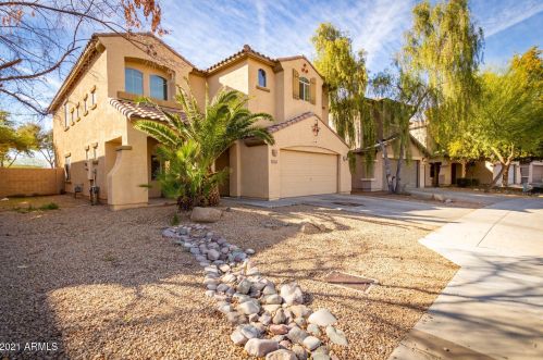 1914 94th Gln, Phoenix, AZ 85037-4417