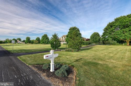 201 Mdw Ln, Navy Sup Dpt PA 17055-9531 exterior