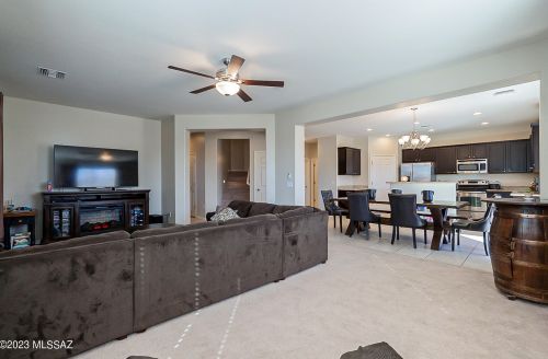 7300 Heartwood Dr, Tucson AZ  85756-6109 exterior