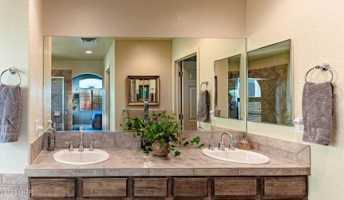 2010 Richey Cir, Lake Havasu City AZ  86403-2200 exterior