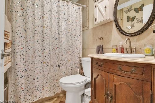 401 Maple Ave, Lehigh Acres FL  33972-4001 exterior