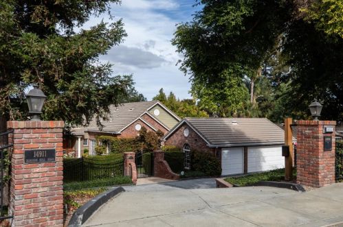 14911 Blossom Hill Rd, Los Gatos CA  95032-4926 exterior