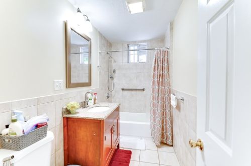 373 Ctr St, Boston MA exterior