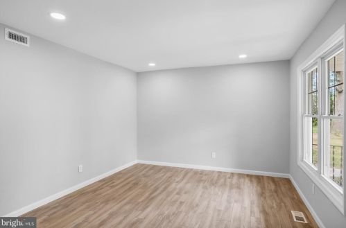 22 Milstone Ct, Erial NJ  08081-2024 exterior