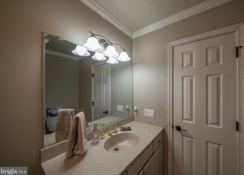 117 Diamond Ct, Harrisonburg VA  22801-3414 exterior