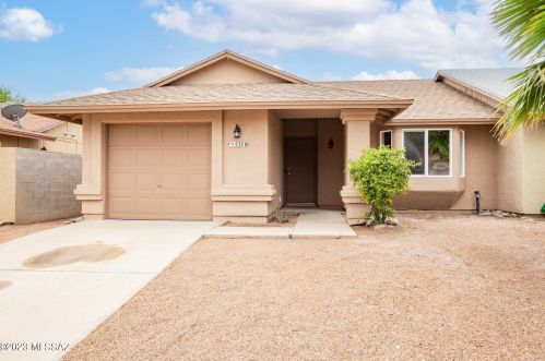 5376 Carriage Hills Dr, Tucson, AZ 85746-1329