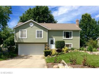 975 Brookpoint Dr, Medina, OH 44256-3029