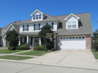 236 Gum Bayou Ln, Kenner, LA 70065-6623