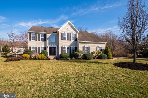 7 Whirlaway Dr, Bear, DE 19701-3310