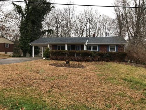203 Avalon Dr, Danville, VA 24541-6710