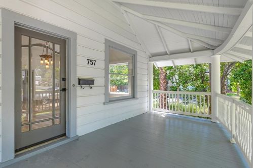 757 1st St, Woodland CA  95695-4805 exterior