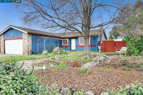1918 Sherry Cir, Oakley, CA 94561-1846