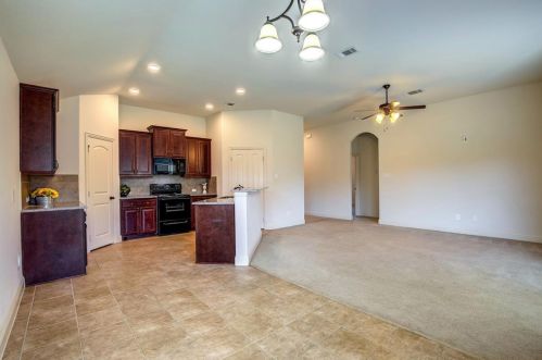 1505 Nathan Cir, Greenville TX  75402-7606 exterior