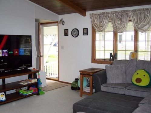 413 Hinman Ave, Marshfield, WI 54449-3860