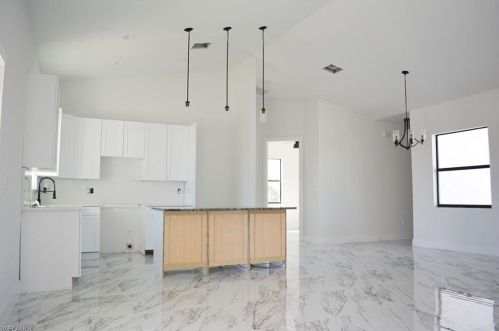 1000 Fred Ave, Lehigh Acres, FL 33971-4918