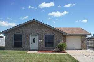413 Cherrywood Dr, Gretna, LA 70056-7710