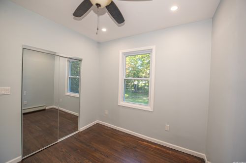 46 Luyster St, Huntington Station NY 11746-4421 exterior