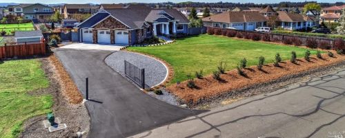 1838 Alan Dr, Penngrove CA  94951-9735 exterior