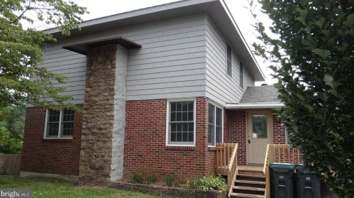 141 Greenview Rd, Schuylkill Haven, PA 17972-9718