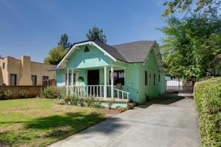 3233 La Tierra St, Pasadena, CA 91107-2962