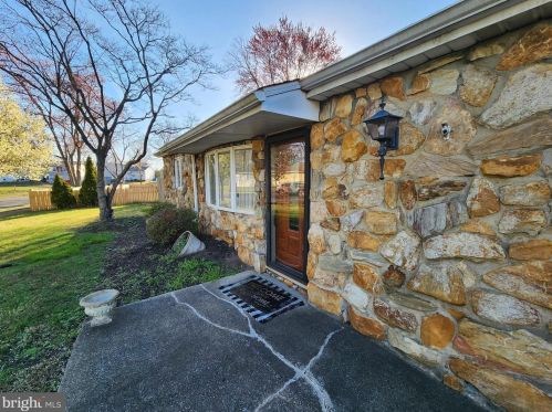 416 Holly Ave, Gloucester, NJ 08030-2234