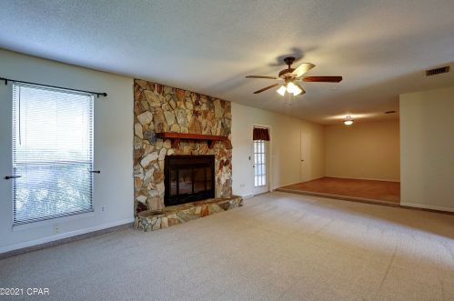 132 Derby Woods Dr, Lynn Haven, FL 32444-3316