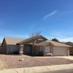 5027 86th Ave, Glendale, AZ 85305-3318