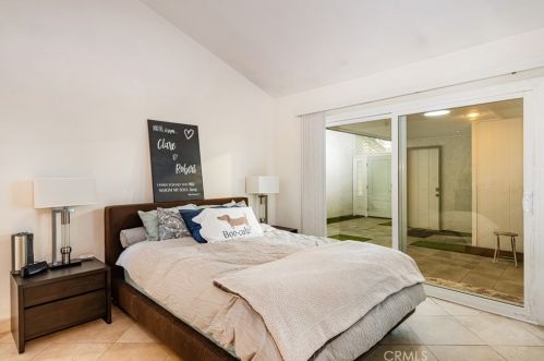 6421 Calle Del Norte, Anaheim CA  92807-4203 exterior