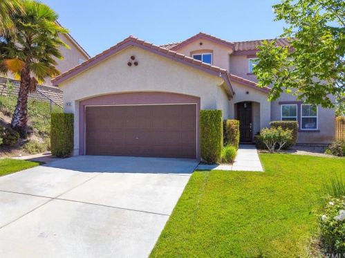 29732 Castlebury Pl, Santa Clarita, CA 91384-3822