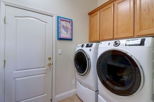 104 Riviera Dr, Rio Vista CA  94571-2243 exterior