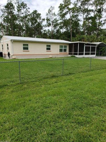 2002 9th St, Lehigh Acres FL  33936-3382 exterior
