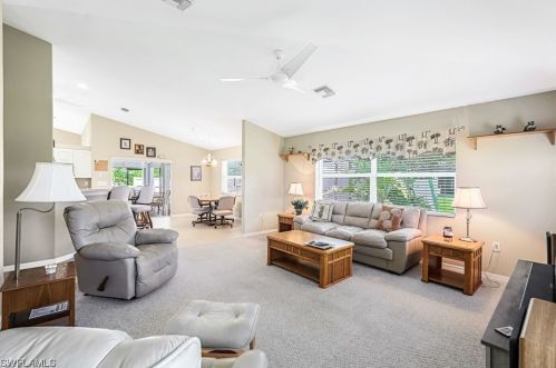 413 17th Pl, Cape Coral FL  33909-2205 exterior