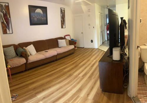 3541 Ropes Ave, Bronx NY  10475-1018 exterior