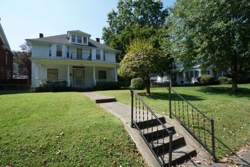1908 Lexington Ave, Ashland, KY 41101-2820