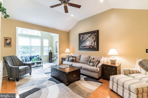 23 Westhampton Way, Lansdale PA 19446-7315 exterior