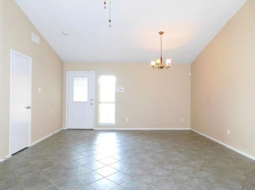 5204 Timber Creek Rd, Lewisville, TX 75028-2562