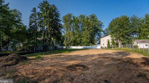 441 Byberry Rd, Philadelphia PA 19116-2001 exterior