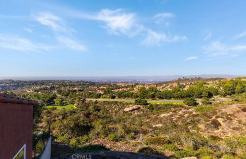 3 Lucania Dr, Newport Beach, CA 92657-1524