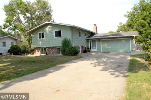 8208 Scott Ave, Minneapolis, MN 55443-2225