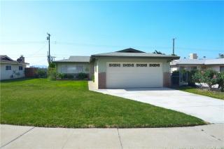 16373 Owen St, Fontana, CA 92335-3333