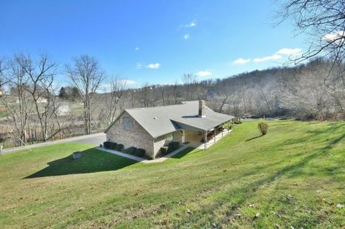 50 Brookside Dr, Mc Donald PA  15057-4400 exterior