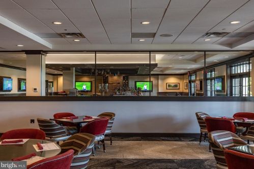 18345 Mid Ocean Pl, Leesburg VA 20176-7451 exterior