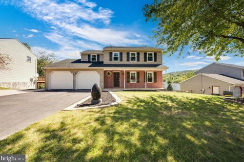 21 Terrace Ave, Schoeneck, PA 17578-9583